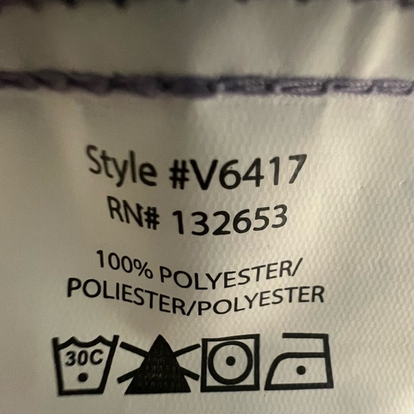 Vera Bradley Scrub Top - Picture 6 of 9